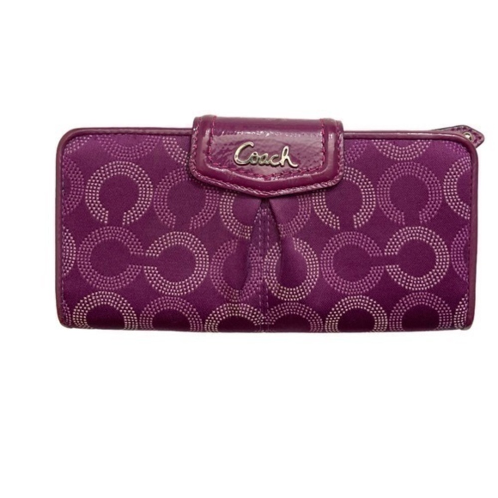 Coach Ashley rare op art c purple sateen silver hardware wallet